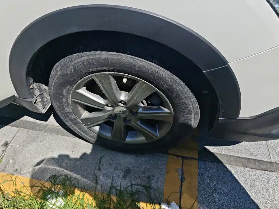 Photo 6 - Toyota E'Z
