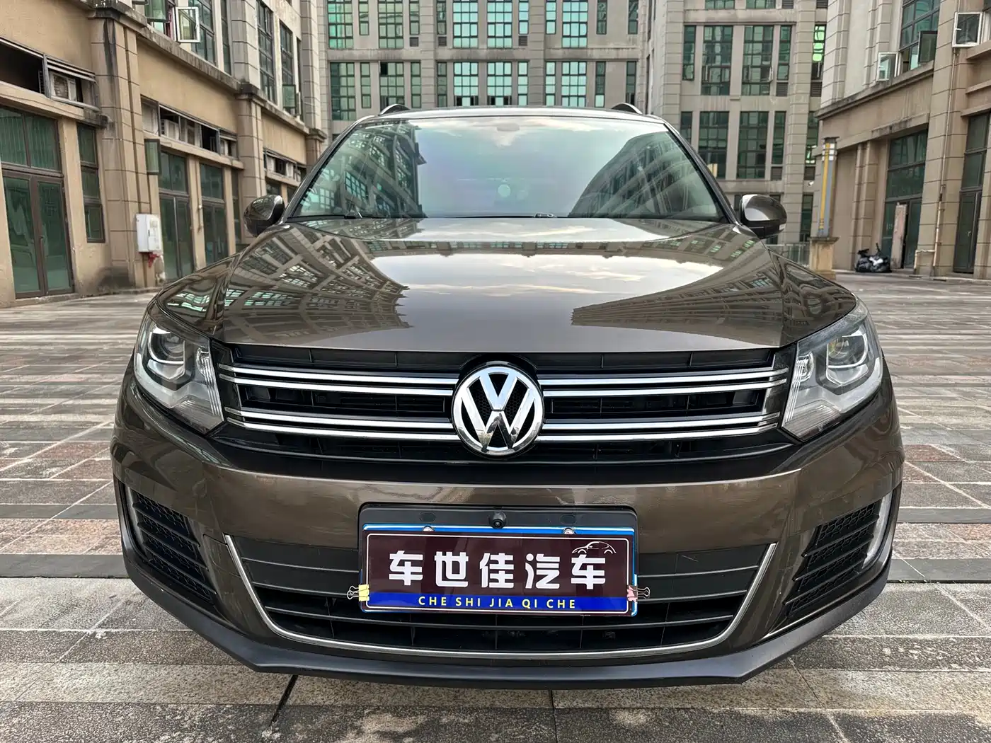 Volkswagen Tiguan 2015 1.8TSI Automatic 2WD Comfortline фото 2