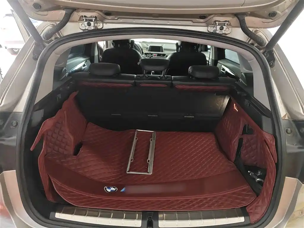 BMW X1 2016 sDrive20Li Luxury Model фото 19