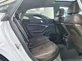 Фото 8 - Audi A7L