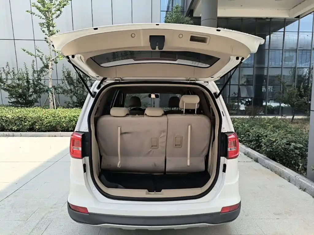 Baojun 730 2021 2019 1.5L Manual Value Edition 7-Seater China VI