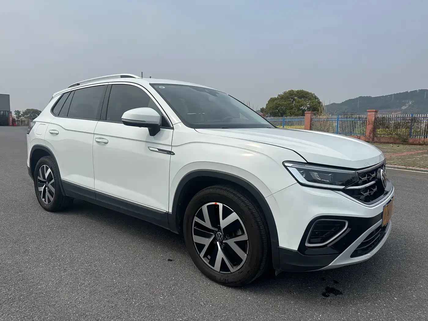 Volkswagen Tayron 2023 330TSI 2WD Luxury Plus Advanced Edition фото 3