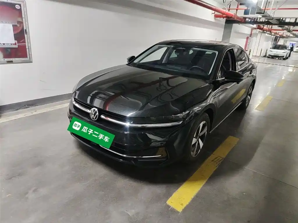 Volkswagen Magotan 2024 300TSI DSG Premium Edition (Eye-catching Package)