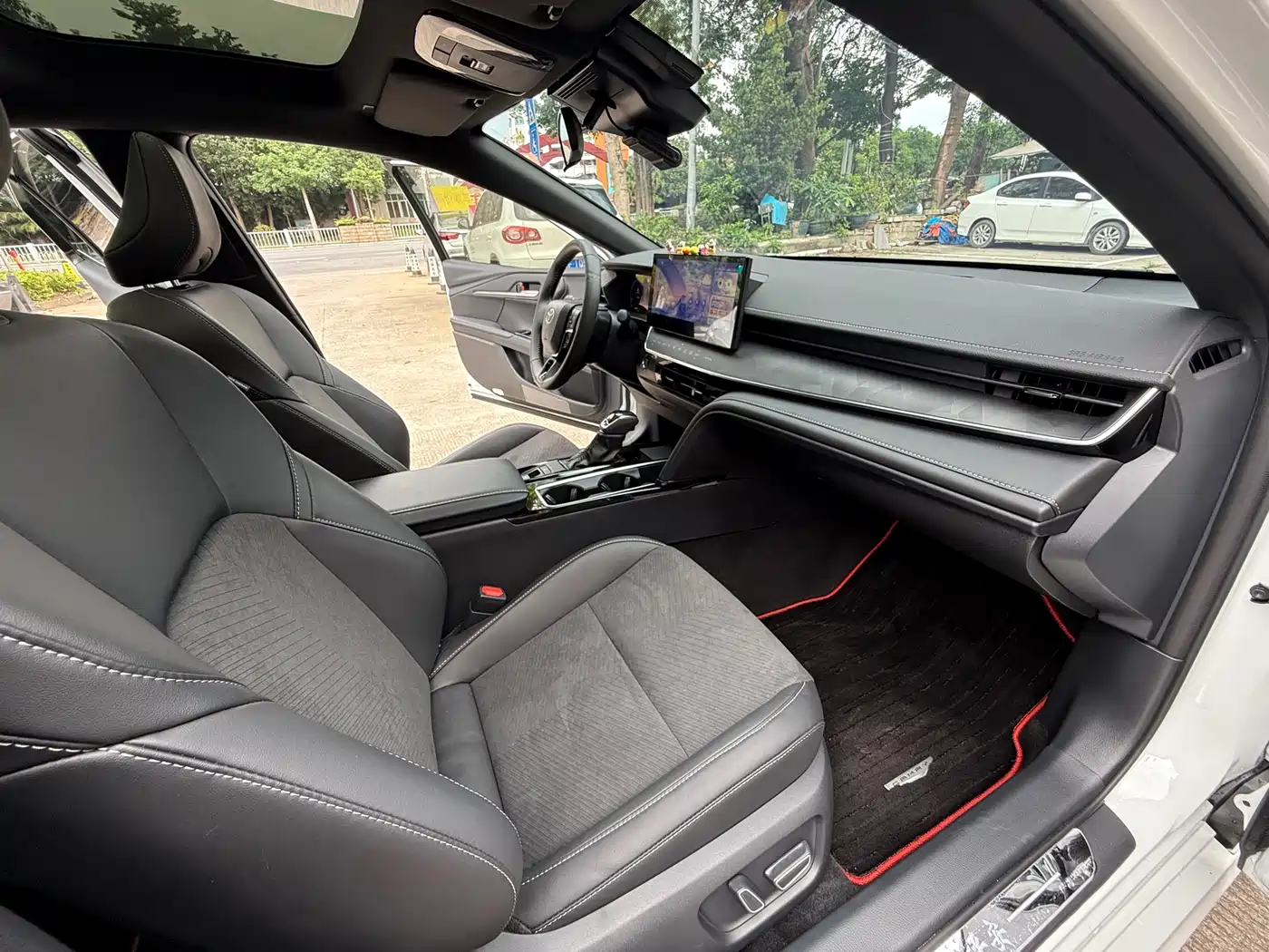 Toyota Camry 2026 2.0S Sport Edition фото 9
