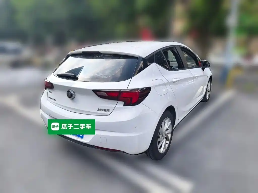 Фото 5 - Buick Verano