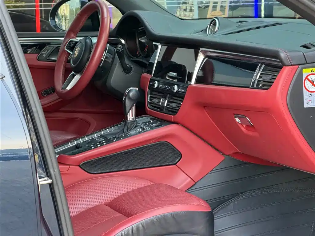 Porsche Macan 2020 Macan 2.0T фото 8