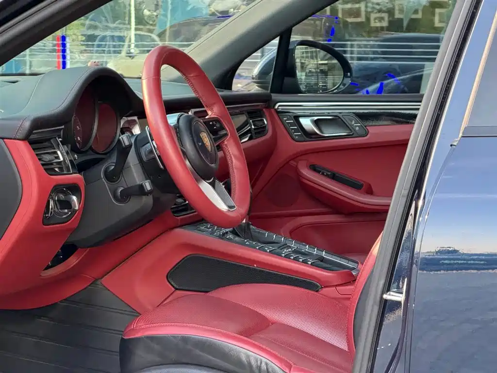 Porsche Macan 2020 Macan 2.0T фото 17
