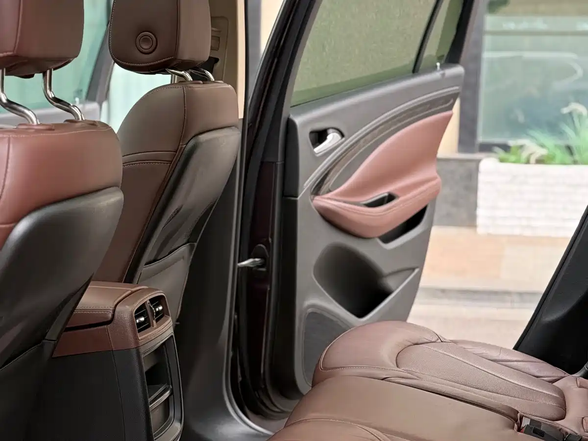 Buick Envision Plus 2016 28T 4WD Luxury фото 8