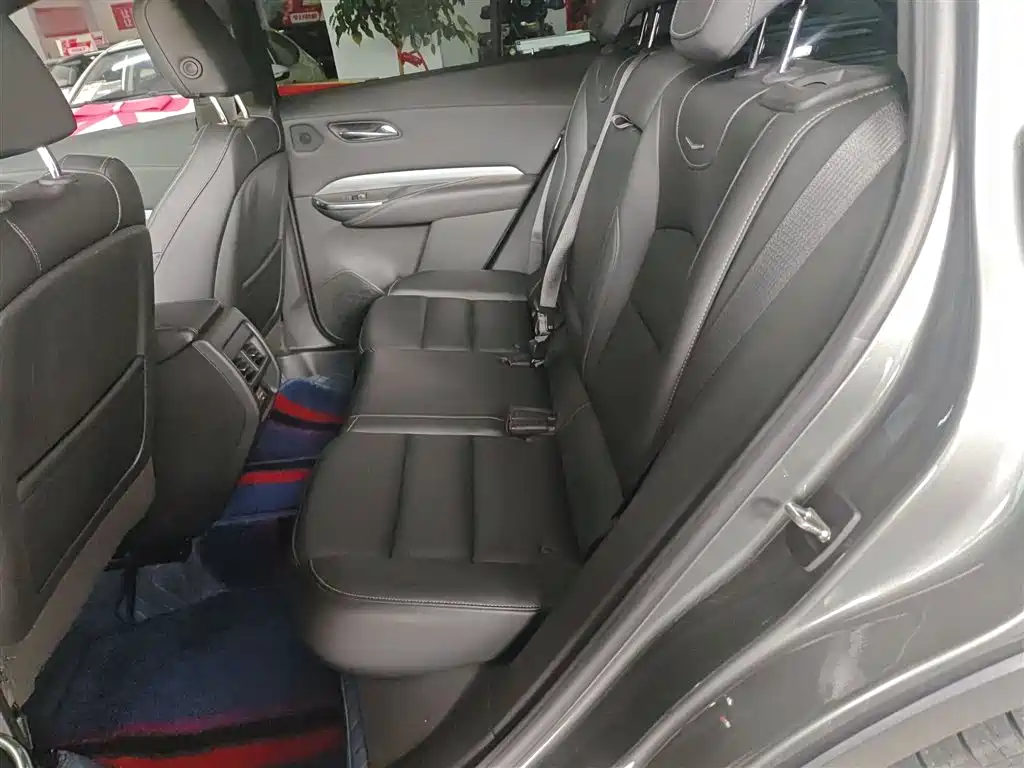 Cadillac XT4 2018 28T FWD Leading Edition фото 17