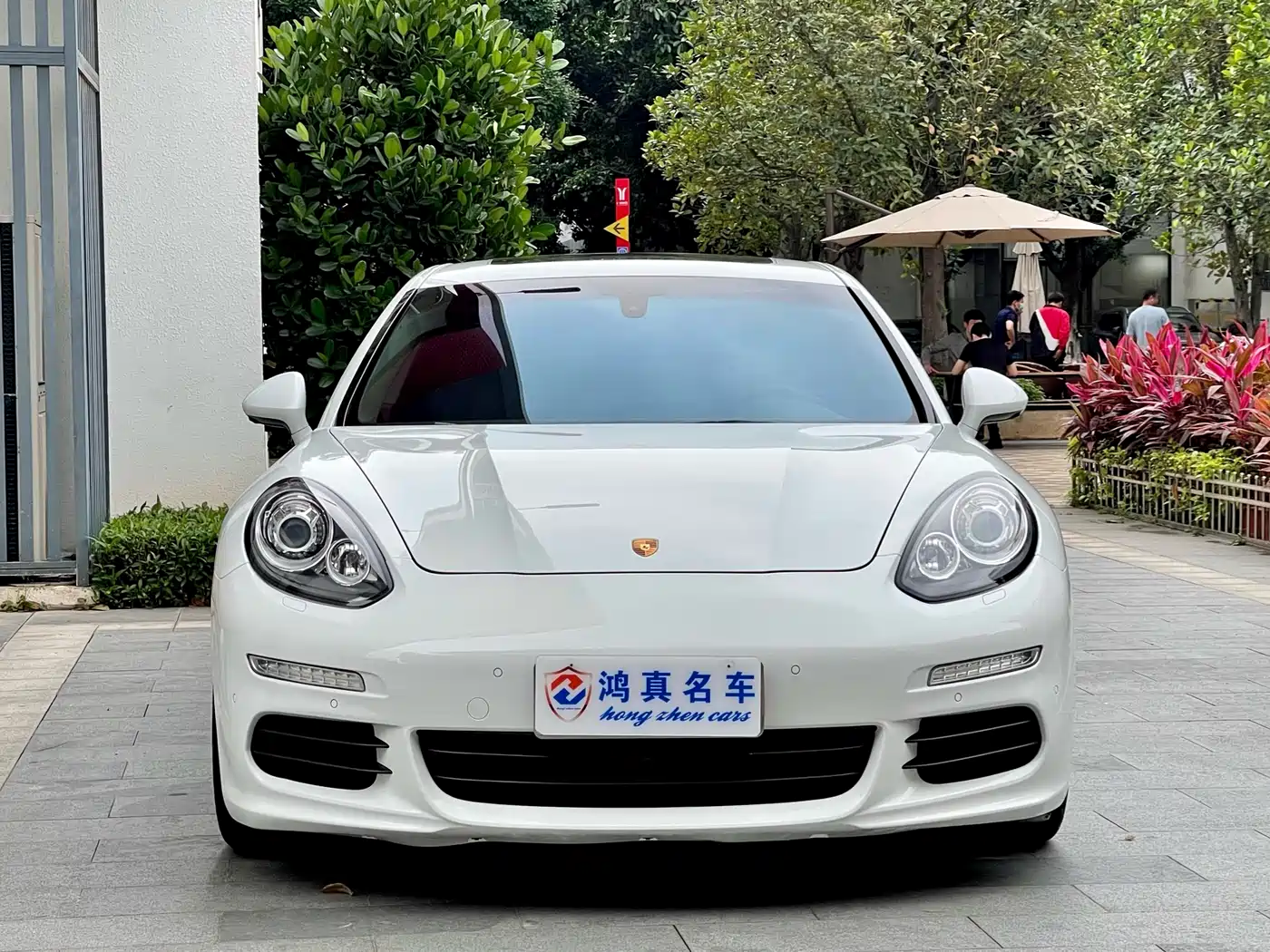 Porsche Panamera 2014 Panamera 3.0T фото 2