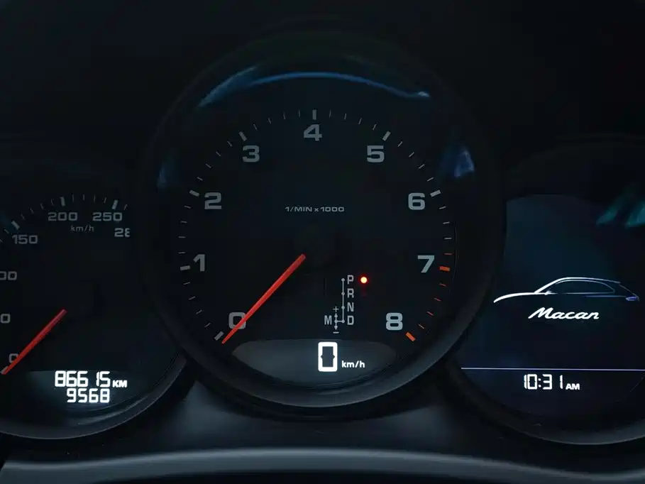 Porsche Macan 2017 Macan 2.0T фото 8