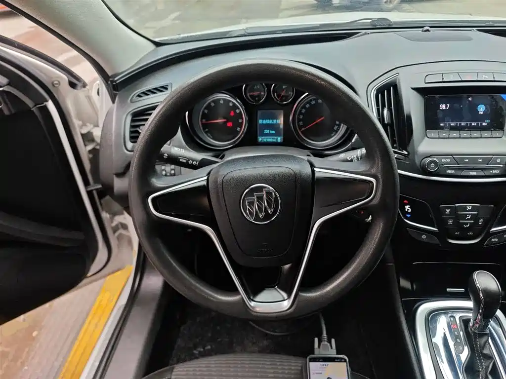 Buick Regal 2015 1.6T Leading Tech Edition фото 11