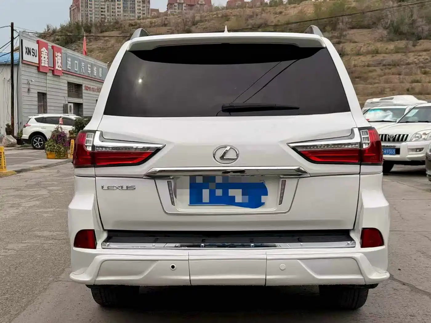 Lexus LX 2011 2009 570