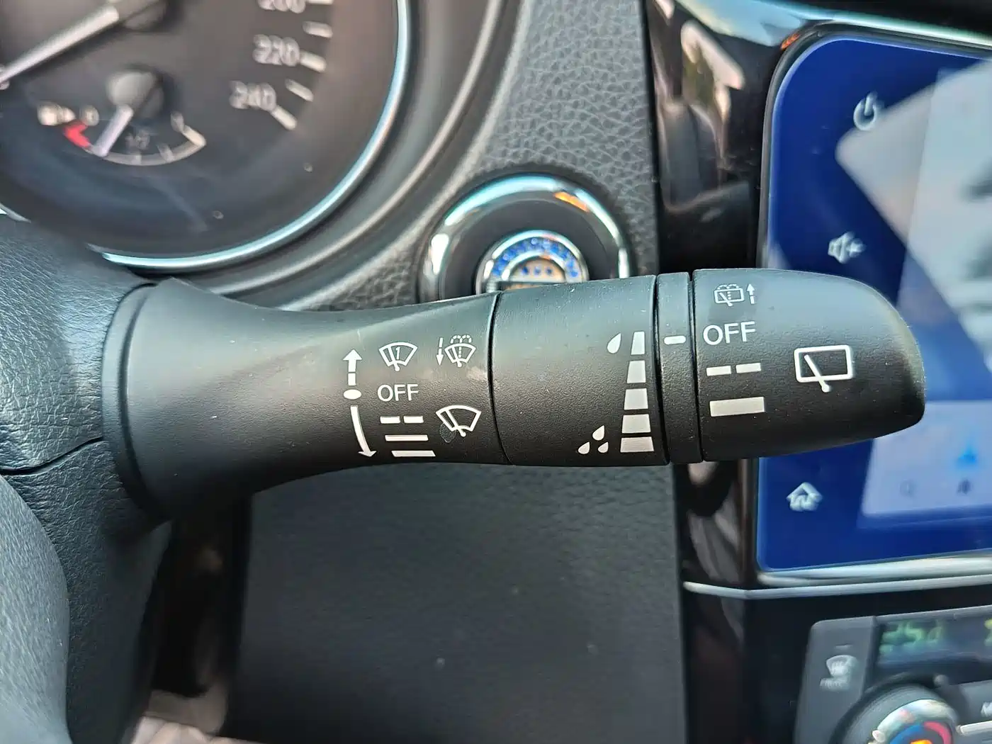 Nissan Qashqai, миниатюра 17