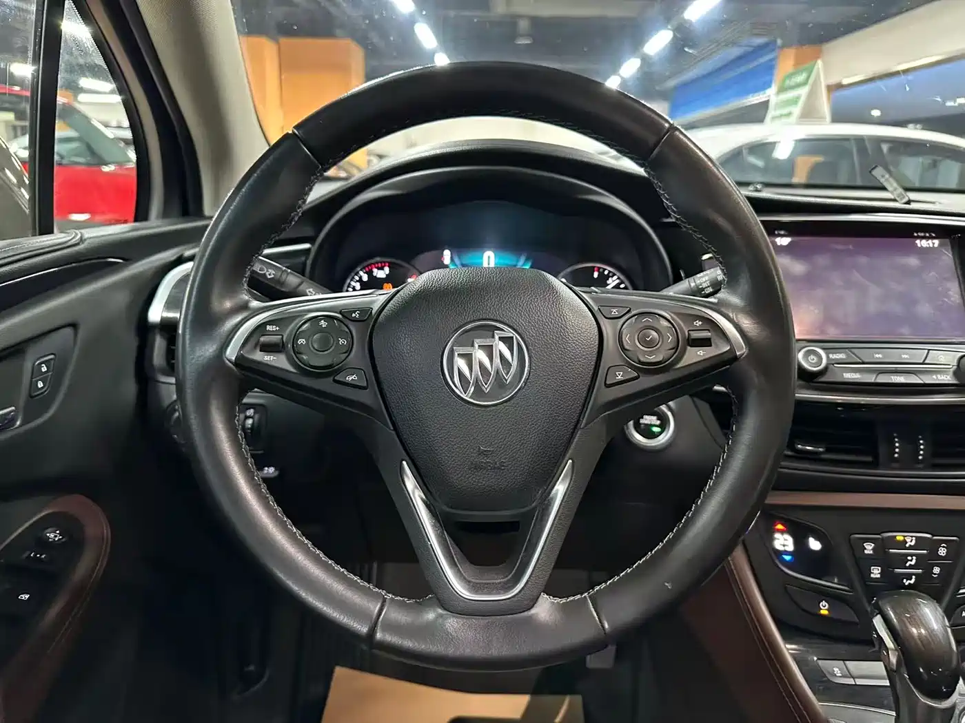Buick Envision Plus 2018 28T 4WD Luxury фото 10