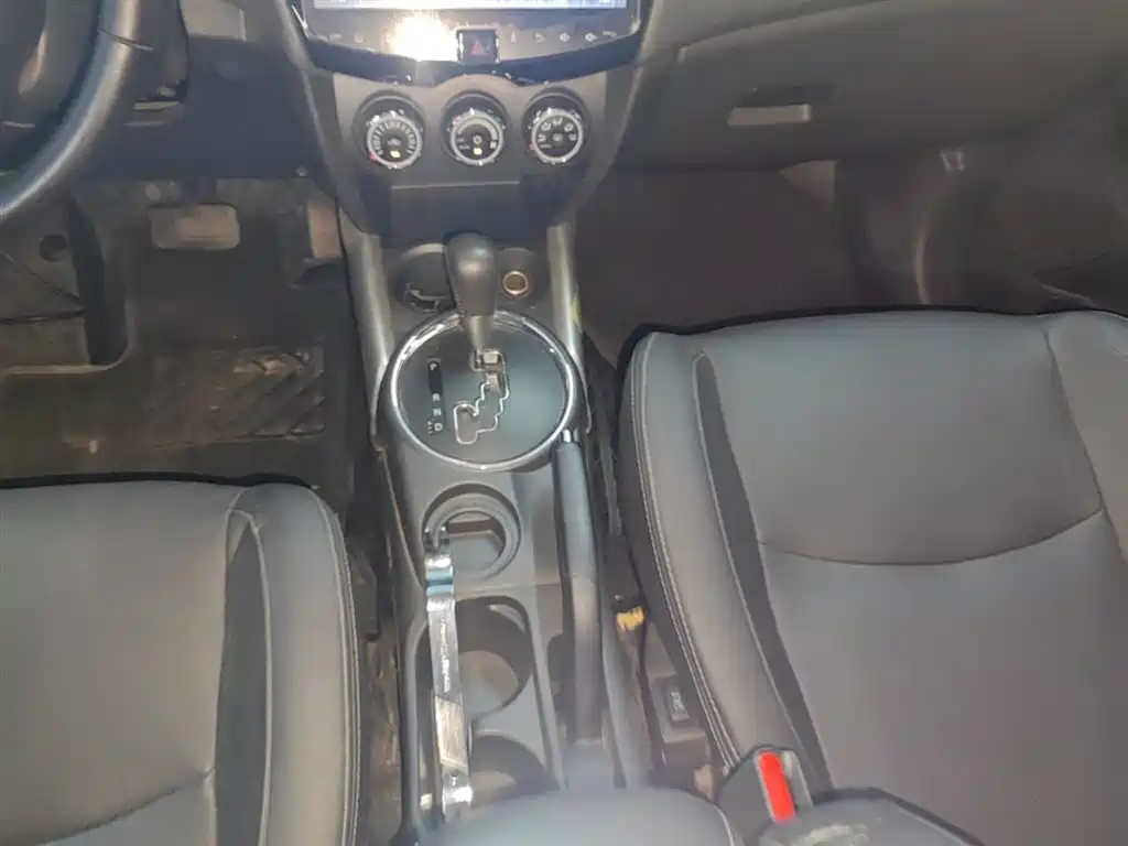 Mitsubishi ASX 2016 2.0L CVT 2WD Navigation Edition фото 14