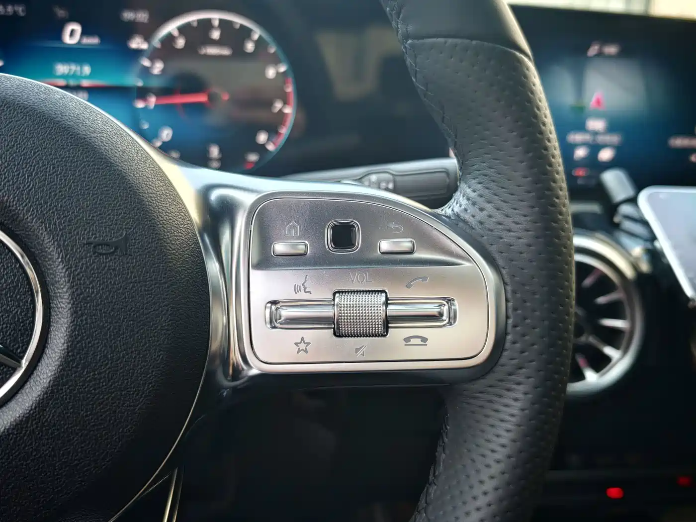 Mercedes-Benz A-Class, миниатюра 11