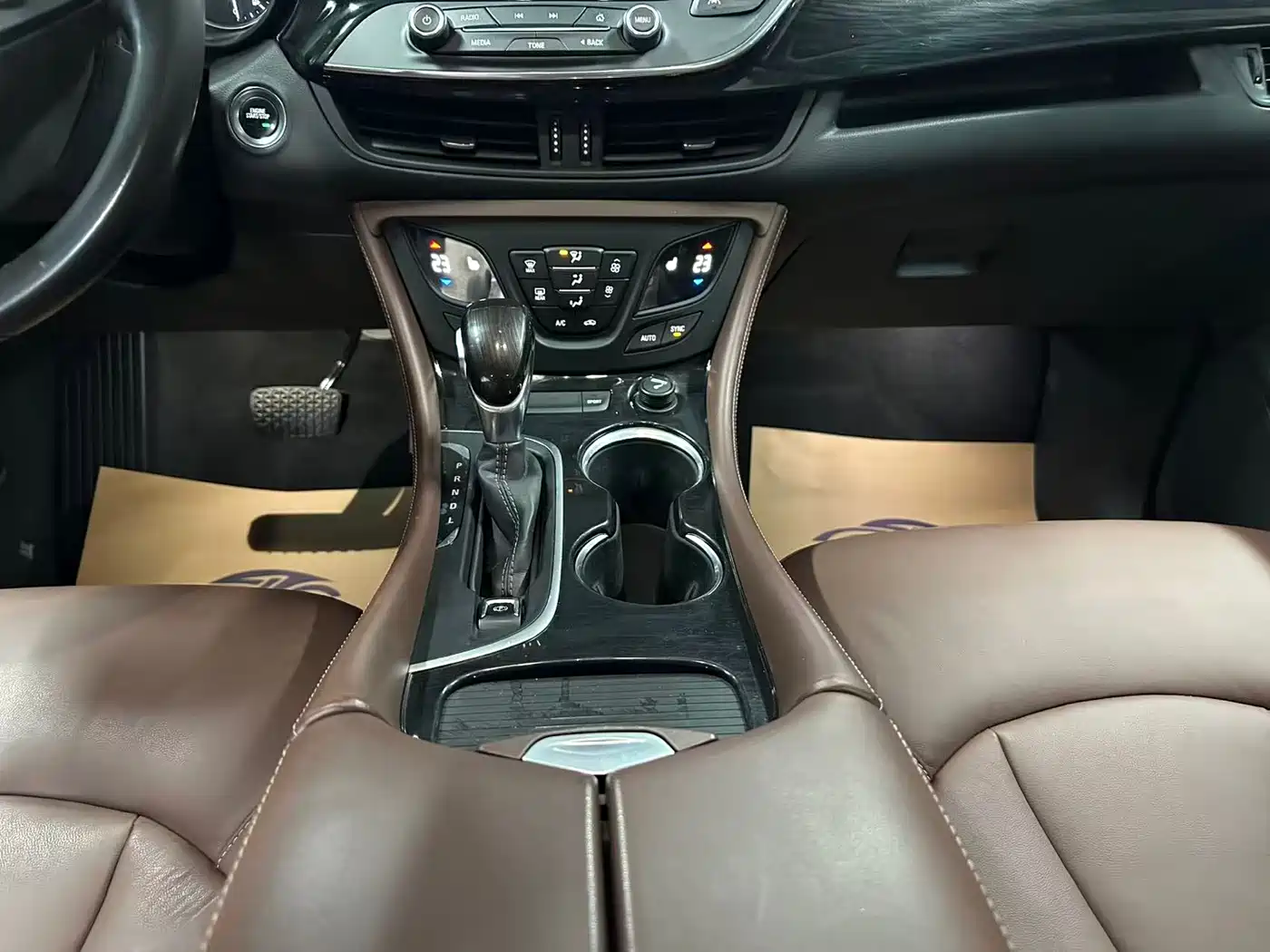Buick Envision Plus 2018 28T 4WD Luxury фото 12