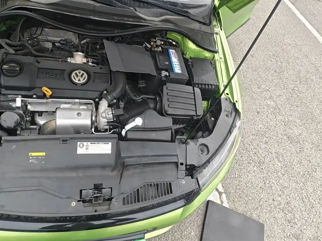 Volkswagen Scirocco 2014 1.4TSI Racing Edition фото 21