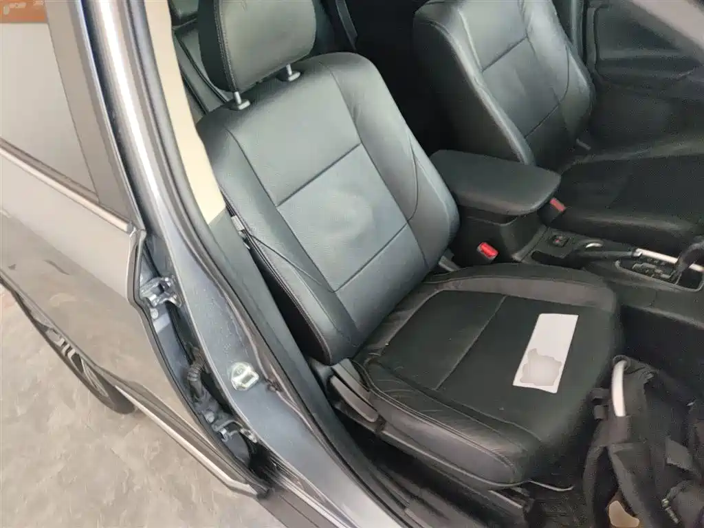 Mitsubishi Outlander 2016 2.4L 4WD Elite Edition 5-seater фото 25