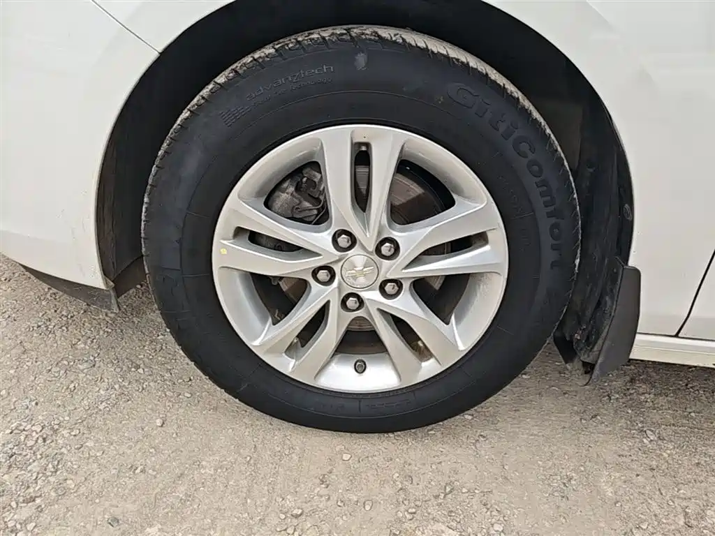 Chevrolet Cavalier 2018 320 Auto Joy Edition фото 23