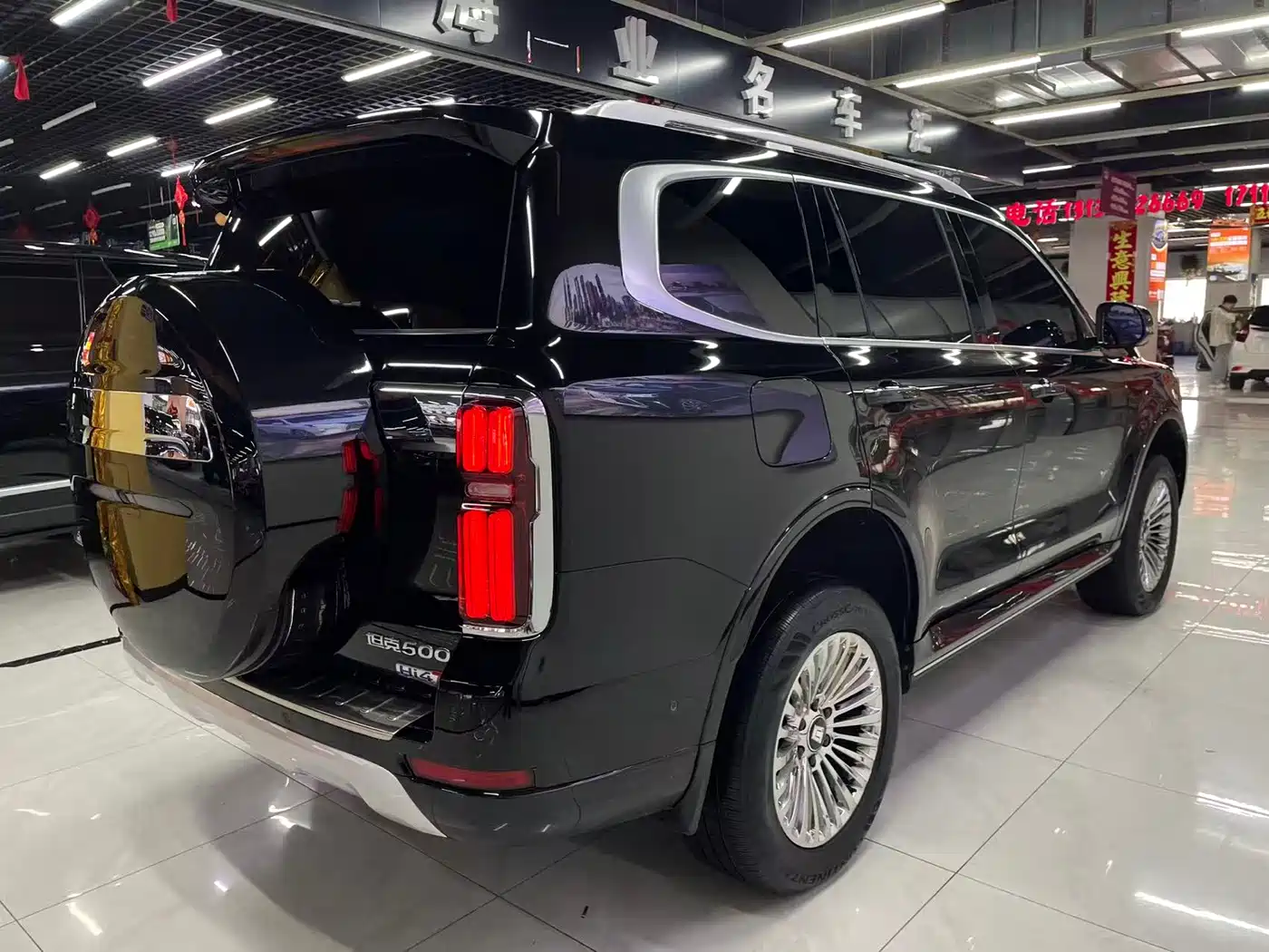 Tank 500 EV 2024 Hi4-T Black Warrior Edition фото 6