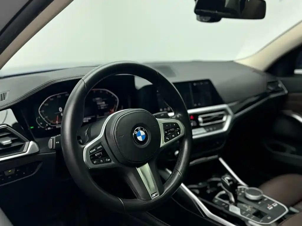 BMW 3 Series 2022 320Li M Sport Package фото 21