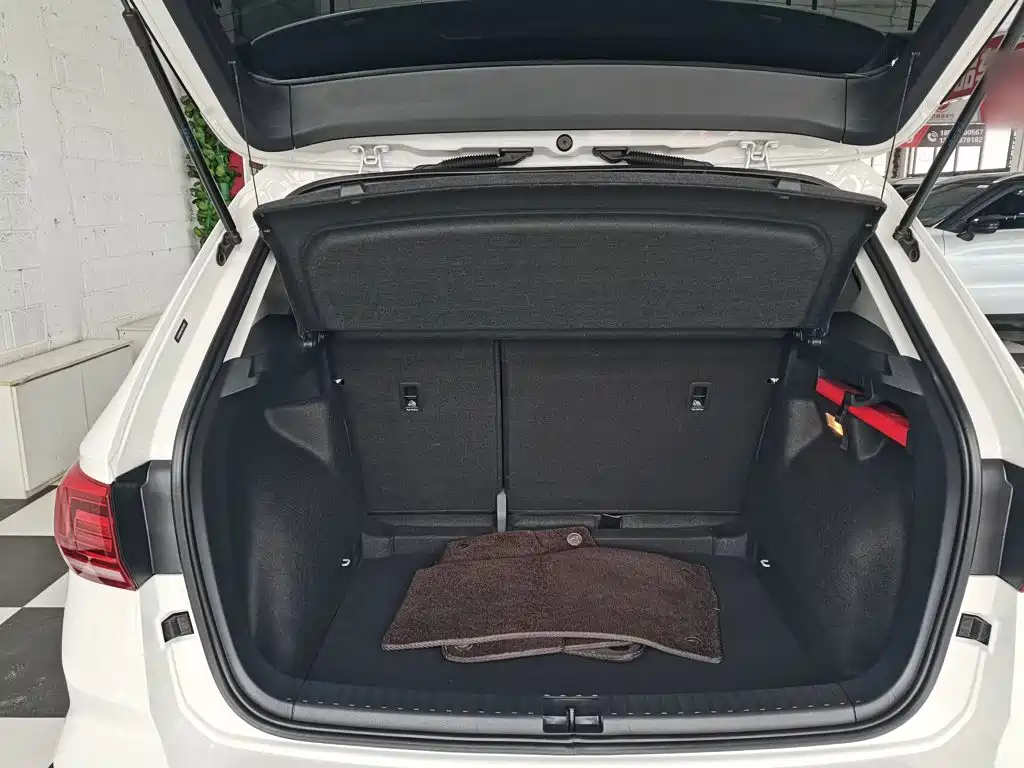 Volkswagen Tharu, миниатюра 16