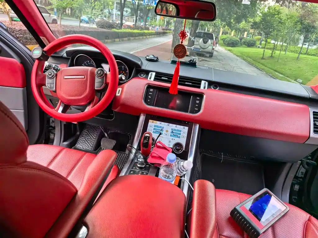 Land Rover Range Rover фото 4