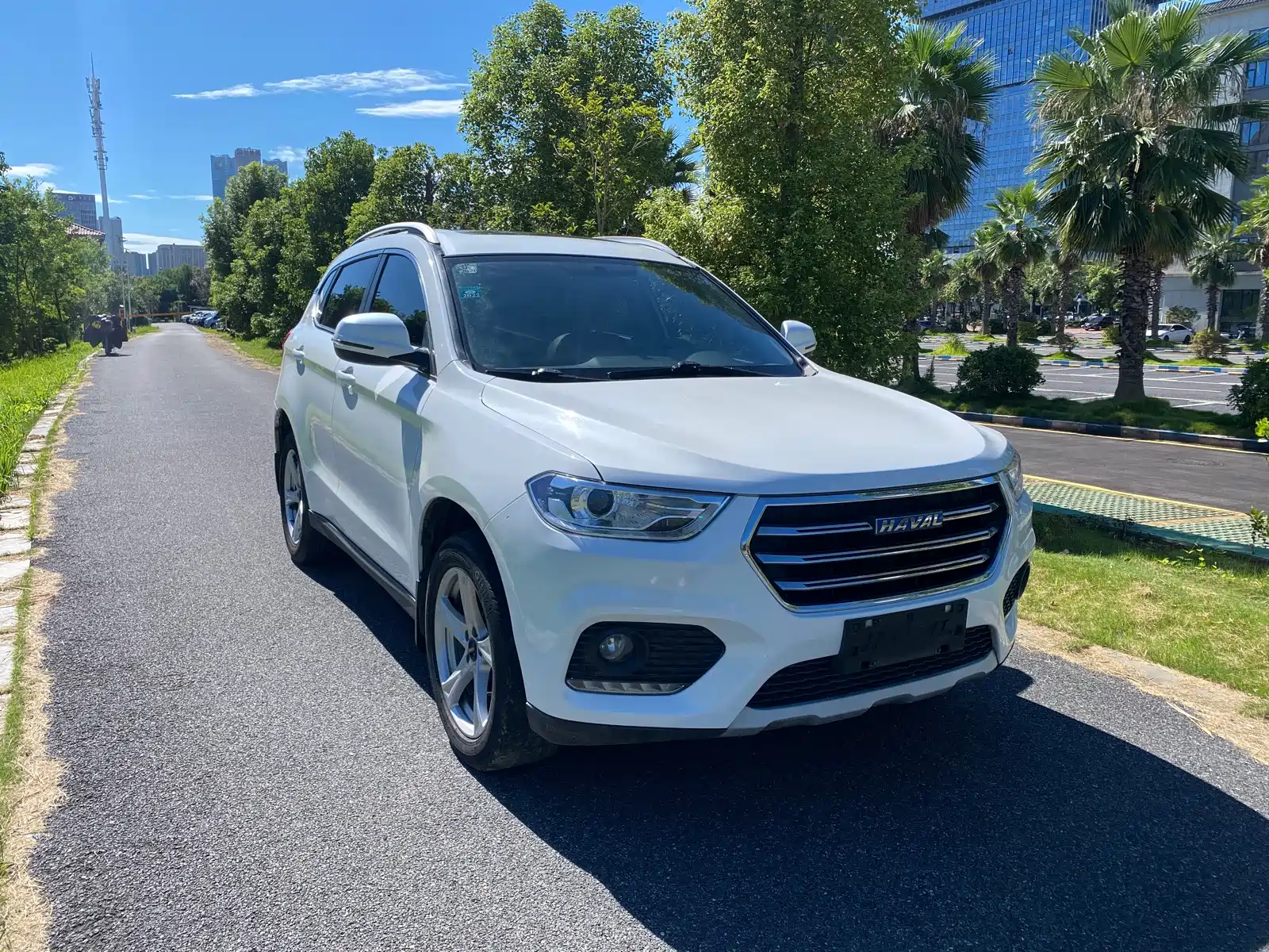 Фото 3 - Haval H2