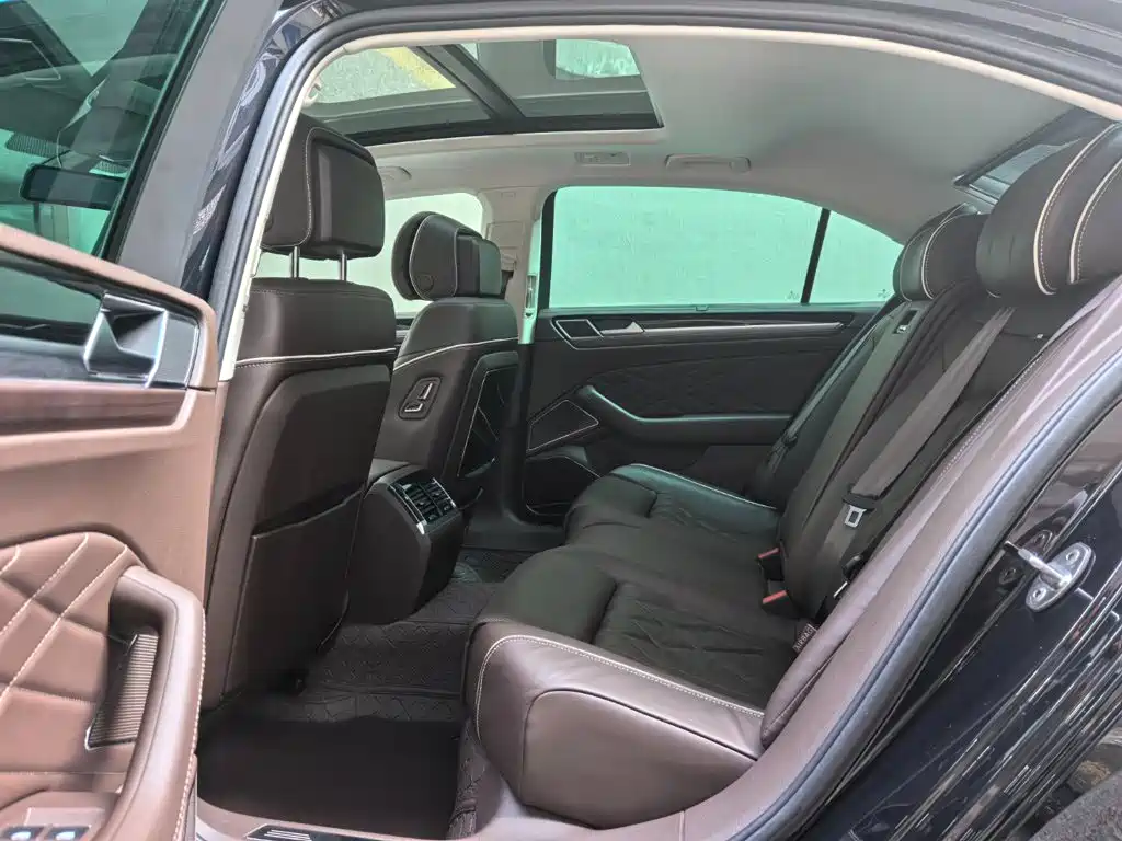 Volkswagen Phideon 2023 2021 380TSI Premium Edition