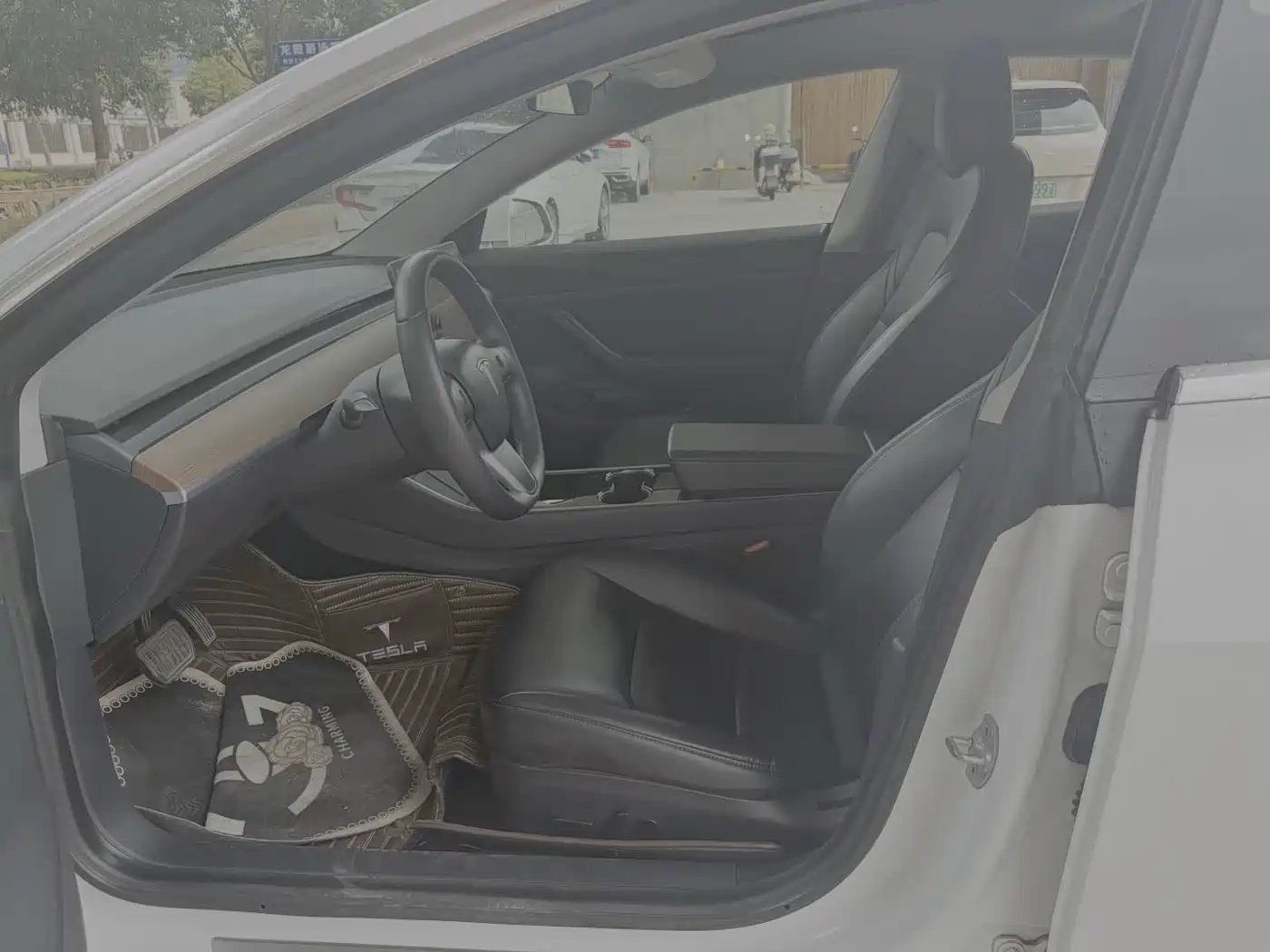 Tesla Model 3 2020 2020 Standard Range Rear-Wheel Drive Upgrade