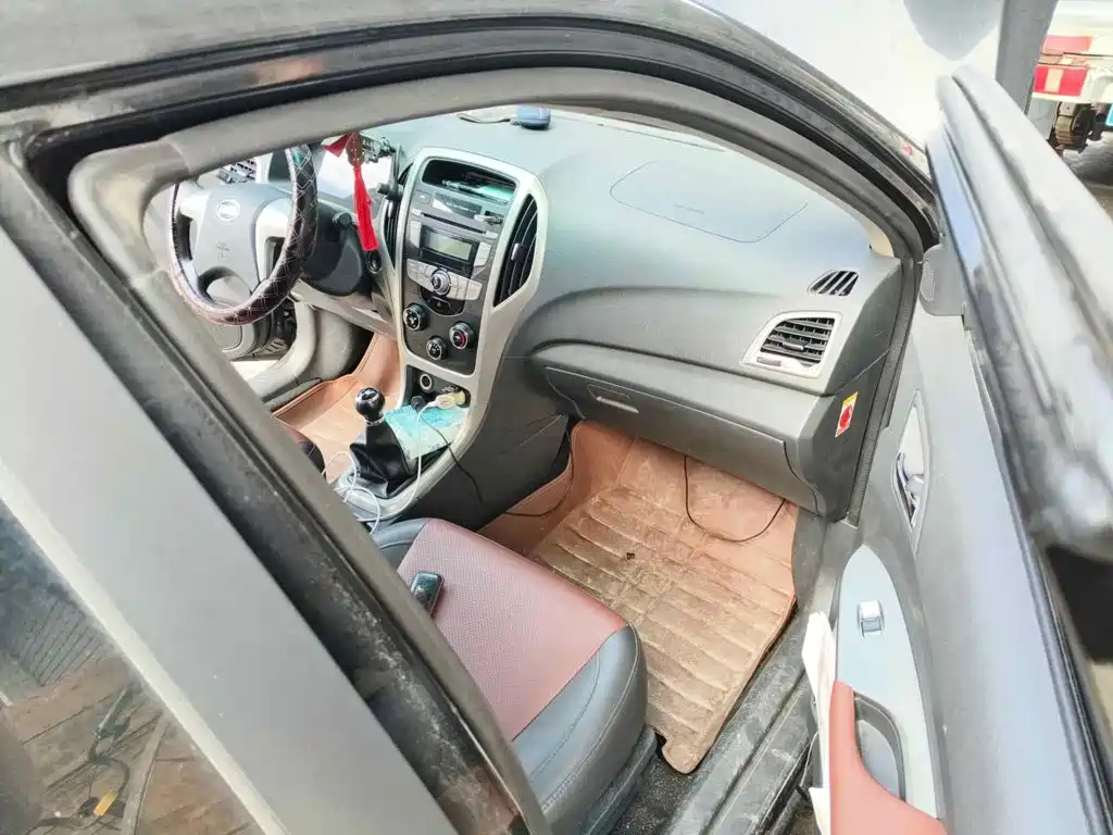 BYD F3 2015 2015 Energy-saving Edition 1.5L Manual Luxury