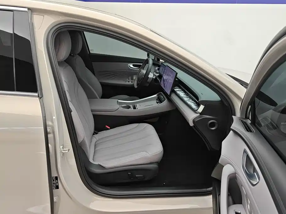 Roewe M7 DMH 2026 2025 1.5T 115km Mid-range