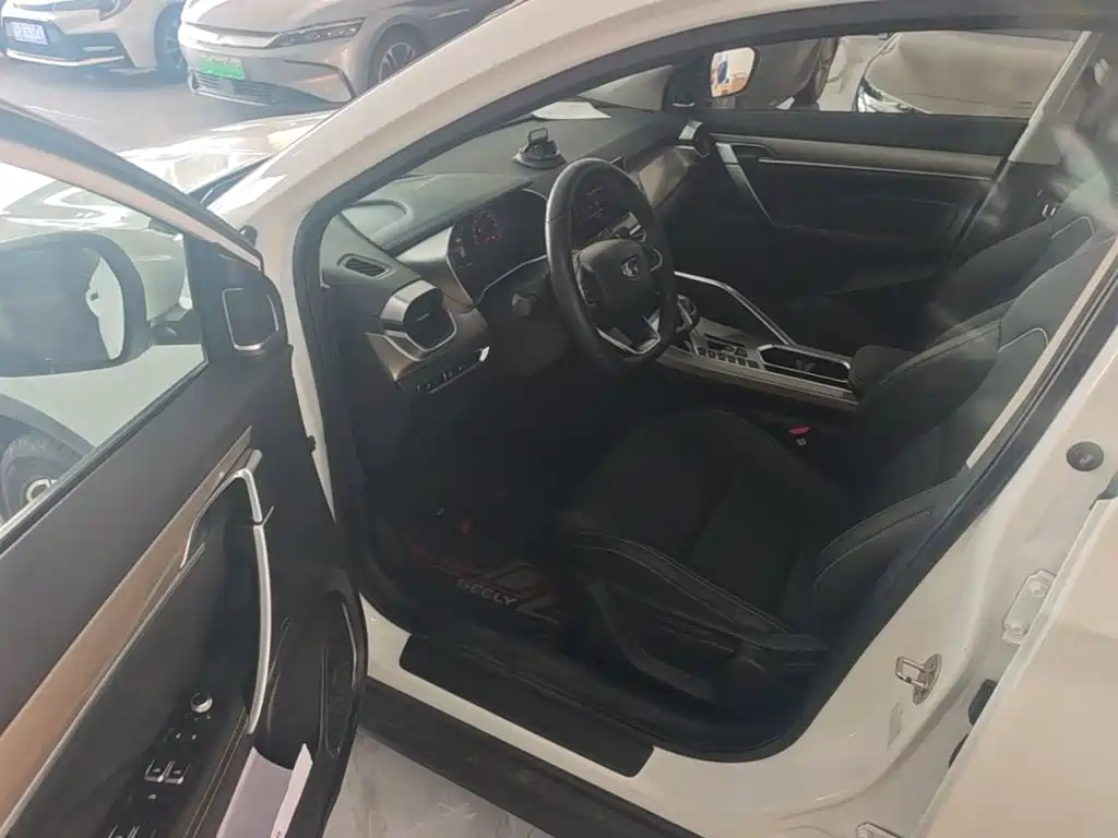 Geely Binyue 2019 2019 260T DCT Knight China V