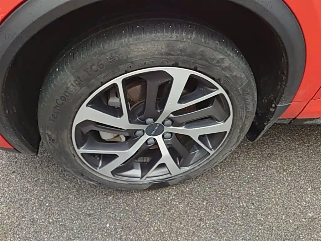 Lynk & Co 01 2019 2.0T AWD Pro Edition China V фото 23