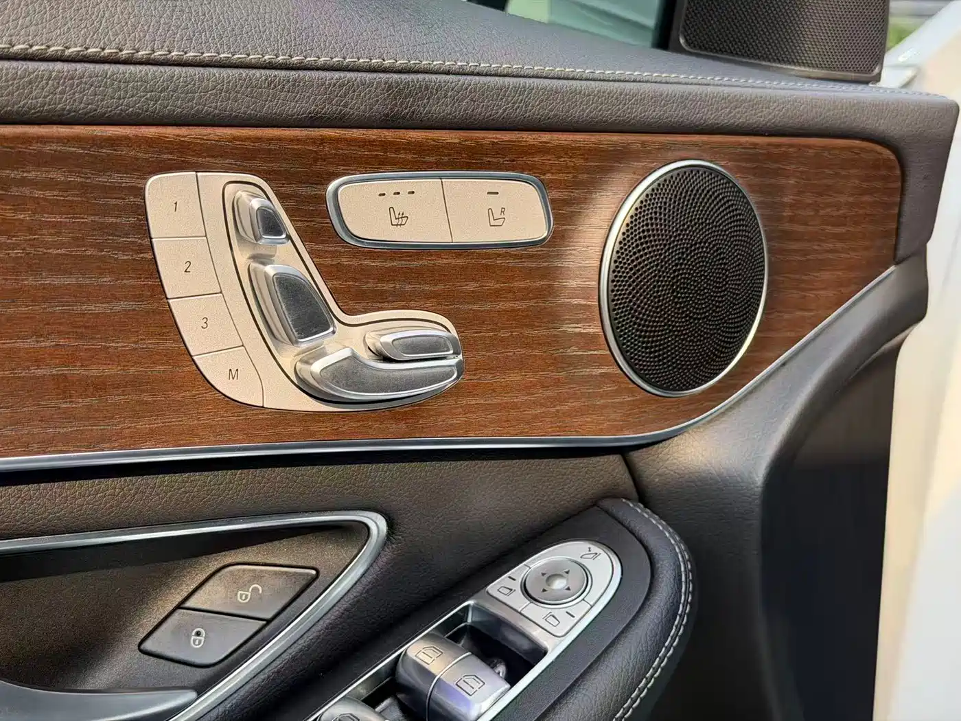 Mercedes-Benz GLC 2022 Model GLC 260 L 4MATIC Luxury Edition фото 8