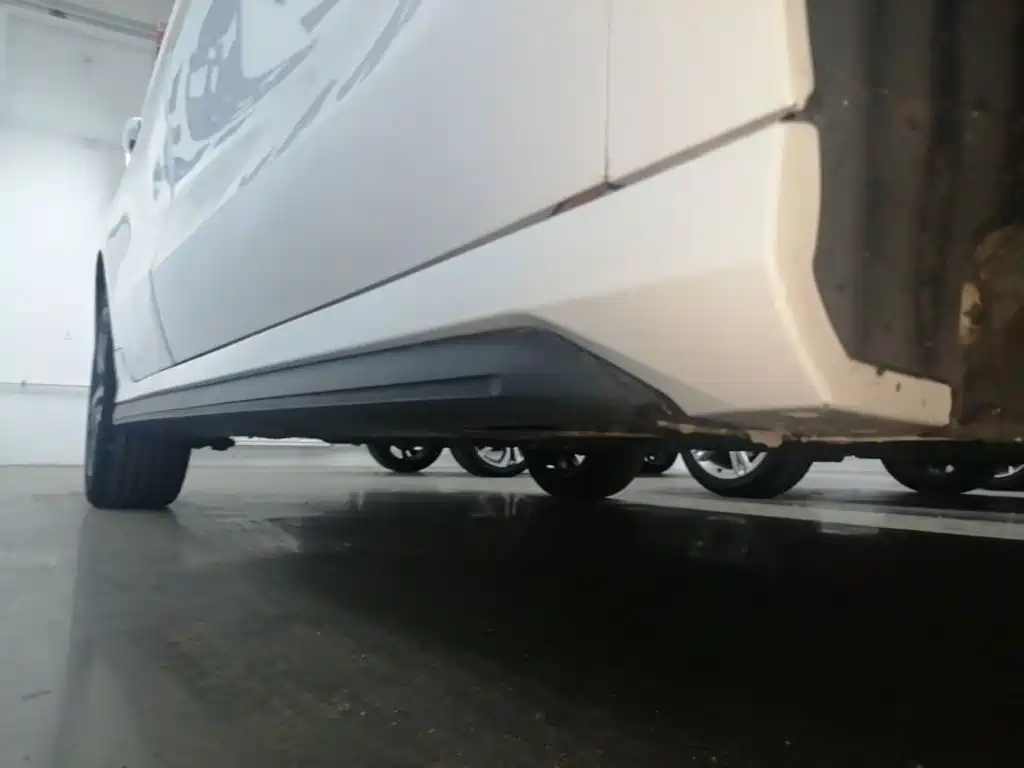 Фото 20 - Geely Binrui