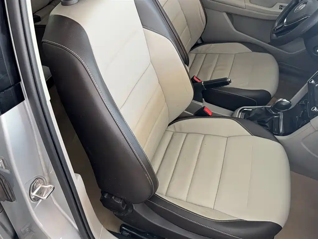 Volkswagen Bora 2016 Model 1.6L Automatic Comfort фото 4