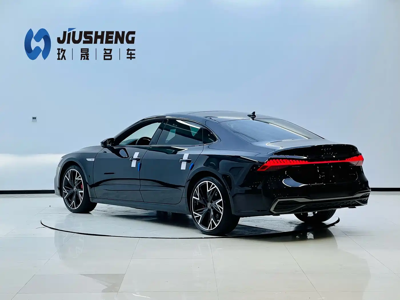 Audi A7L 2022 2022 45 TFSI quattro S-line Black Warrior Edition