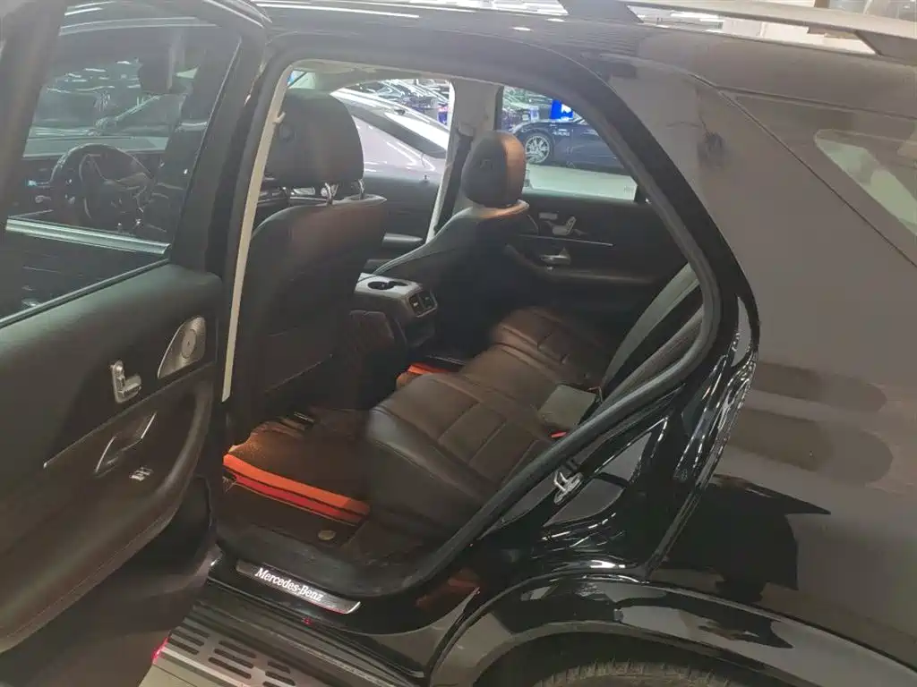 Mercedes-Benz GLE 2021 GLE 350 4MATIC Fashion фото 9