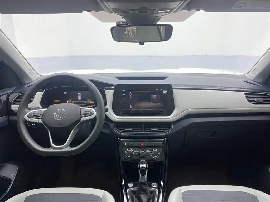 VOLKSWAGEN TUYUE