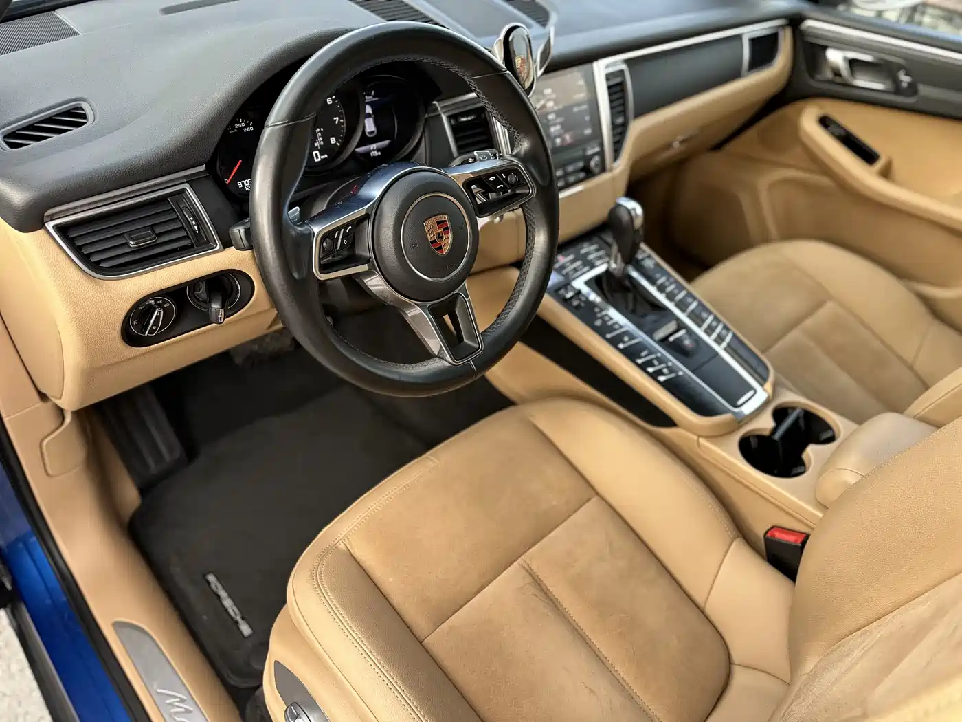 Porsche Macan 2016 Macan 2.0T фото 6