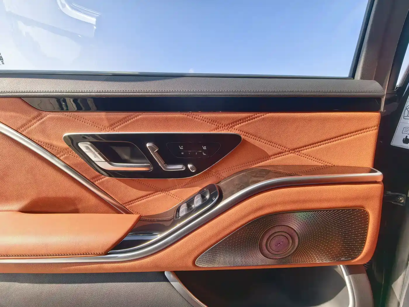 Mercedes-Benz Maybach S-Class 2024 Facelift S 480 4MATIC фото 11