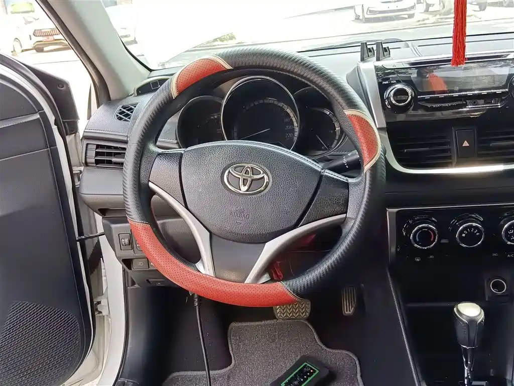 Toyota YARiS L Zhi Xuan 2016 Facelift 1.5G CVT Sunroof Edition фото 11