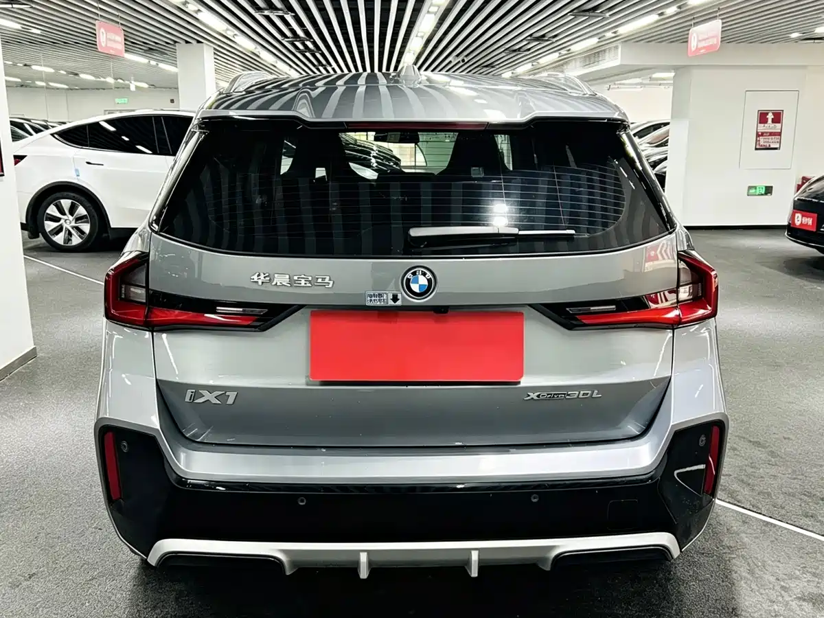 BMW iX1 2023 xDrive30L M Sport Package фото 5