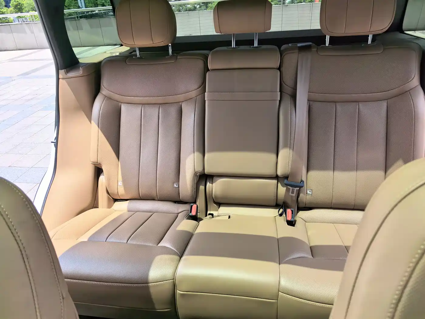 Land Rover Range Rover 2025 3.0 L6 360PS Golden Age Edition фото 19