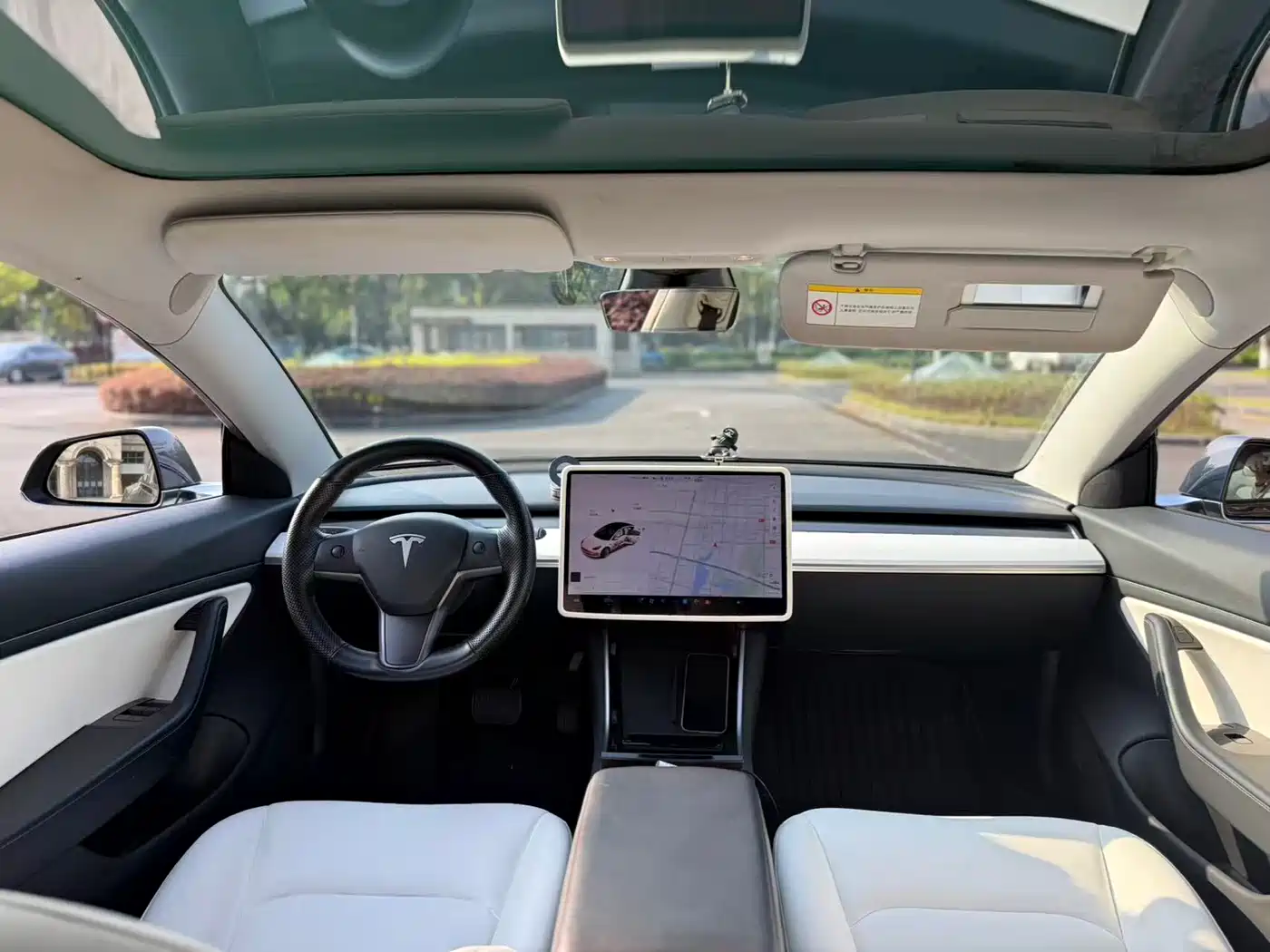 TESLA MODEL 3 (IMPORTED)