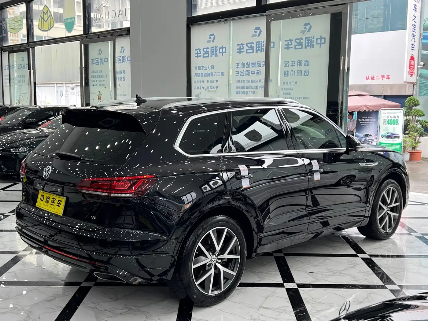 Volkswagen Touareg 2019 3.0TSI Sharp Edge Edition China VI фото 29