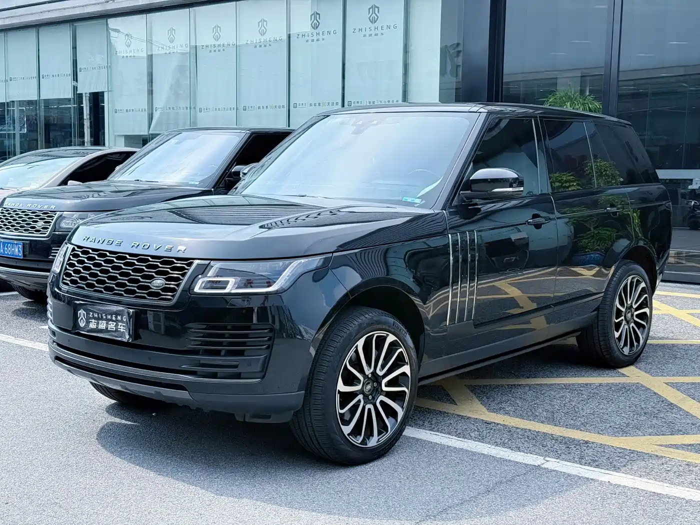 صورة 1 - Land Rover Range Rover